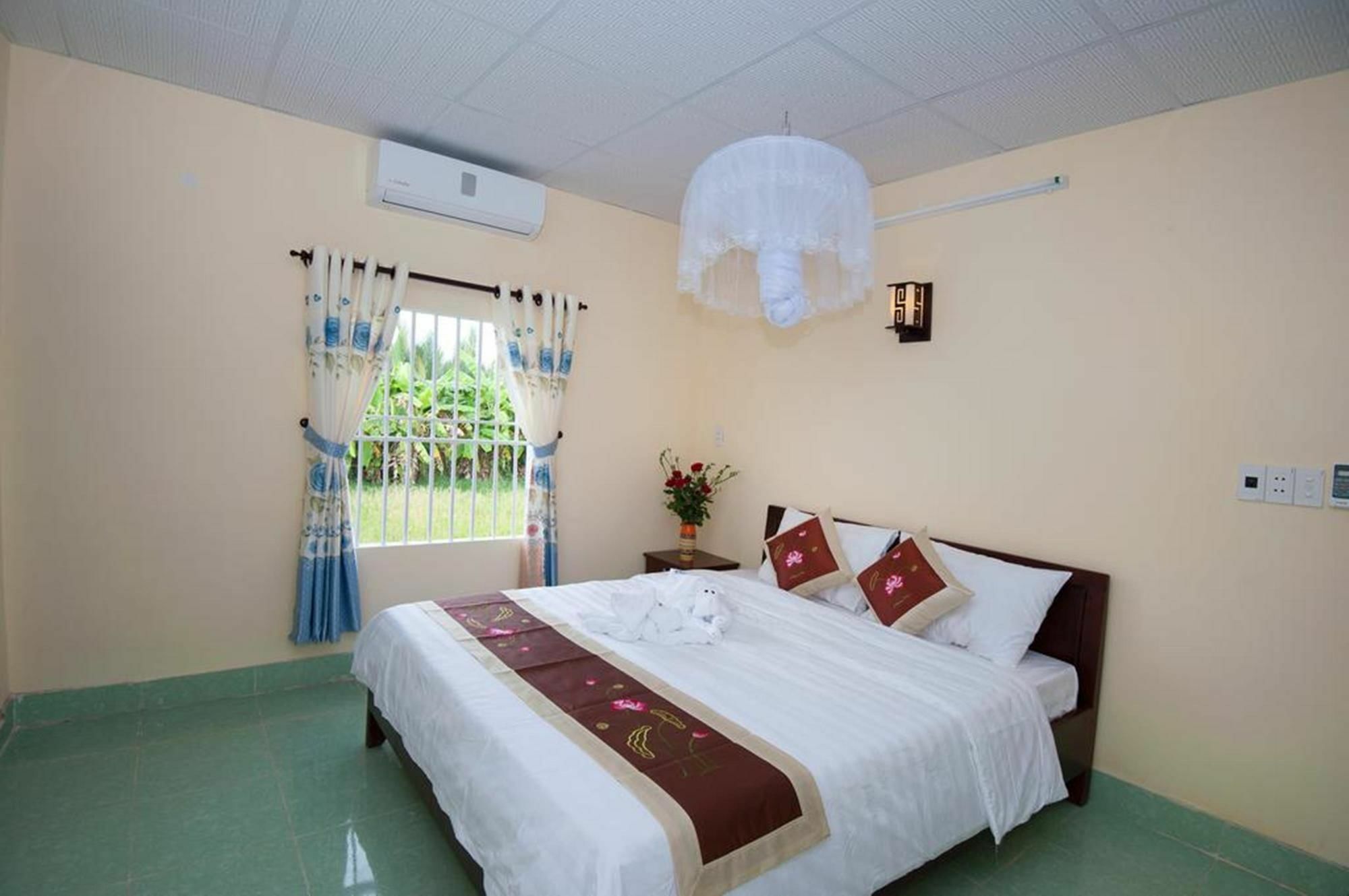 Bougain Villeas Homestay Hoi An Zewnętrze zdjęcie