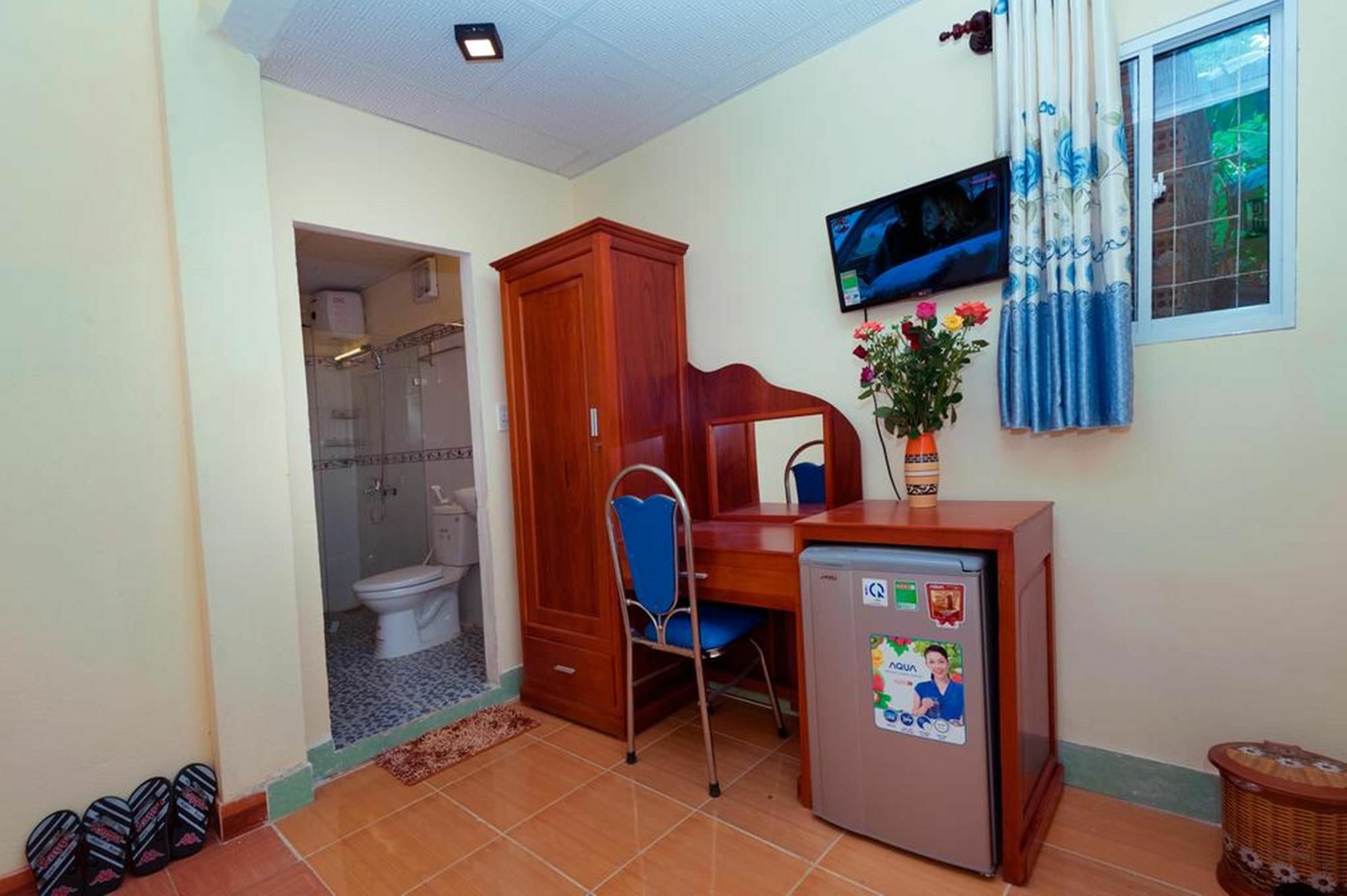Bougain Villeas Homestay Hoi An Zewnętrze zdjęcie