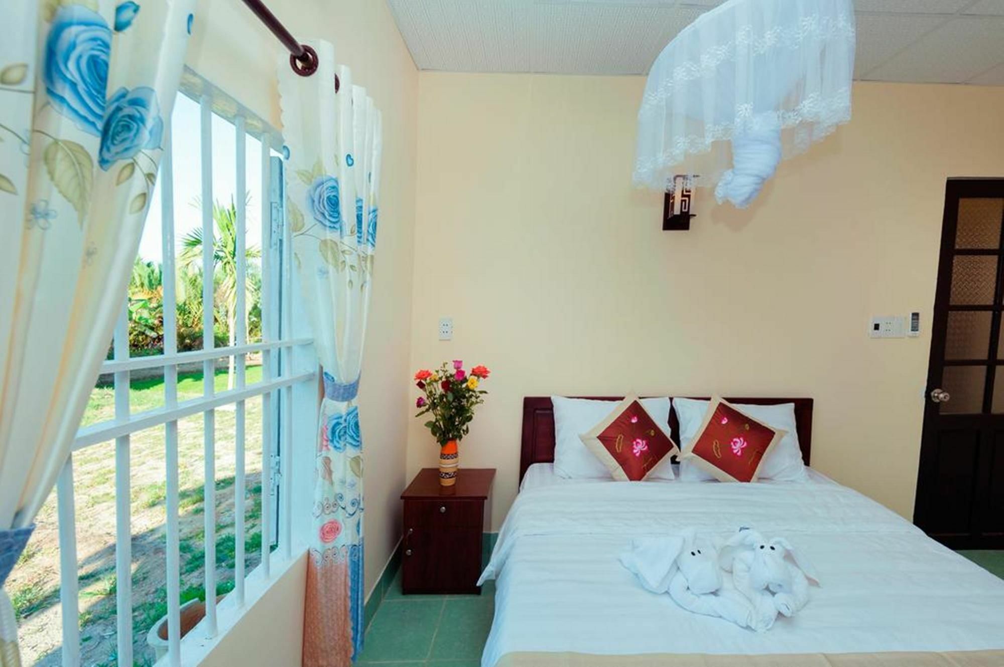 Bougain Villeas Homestay Hoi An Zewnętrze zdjęcie